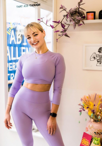 23